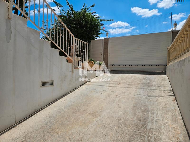 Foto 4f6a93a5-2327-4a16-a26b-e5efe36d2d6f. Chalet mit heizung parking pool in Montealegre Eliana (l´)