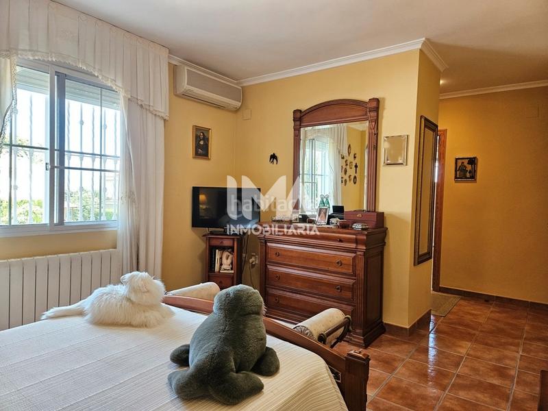 Foto 8292f7ae-b0ce-4399-97b2-158b82ae3e5d. Chalet mit heizung parking pool in Montealegre Eliana (l´)