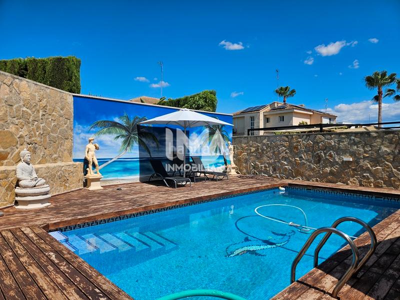 Foto fbb9e356-5bcb-4c12-a3c9-2569cd2aa425. Chalet mit heizung parking pool in Montealegre Eliana (l´)