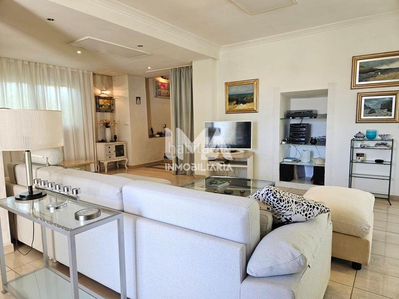 Foto 7cd2d4e9-c298-47f9-a0f9-c861cf0f13c7. Xalet amb calefacció aparcament piscina a Montealegre Eliana (l´)