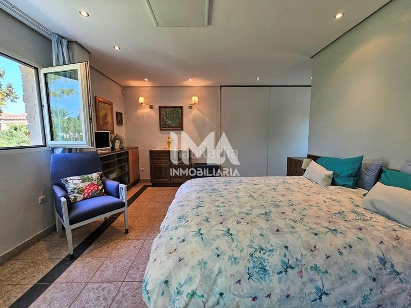 Foto aaa12995-83dd-4ffa-af2b-80f0e342e361. Xalet amb calefacció aparcament piscina a Montealegre Eliana (l´)