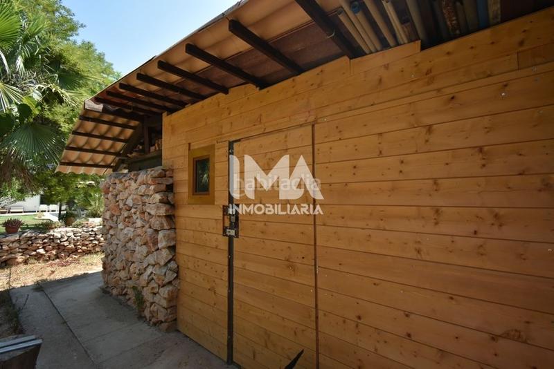 Foto b51edb86-6ca6-4cc9-a6f9-a86338fa8f69. Xalet amb calefacció aparcament piscina a Montealegre Eliana (l´)