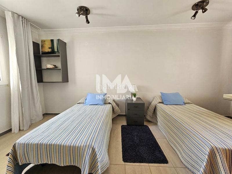 Foto cee4d6fa-7d0b-48b0-8807-f3b1b171f3e9. Xalet amb calefacció aparcament piscina a Montealegre Eliana (l´)