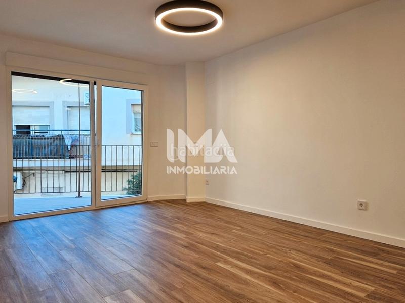 Foto 4f13c256-8bbe-42b0-9c9c-be455ea8cc4d. Rent flat with heating parking in Pueblo Eliana (l´)