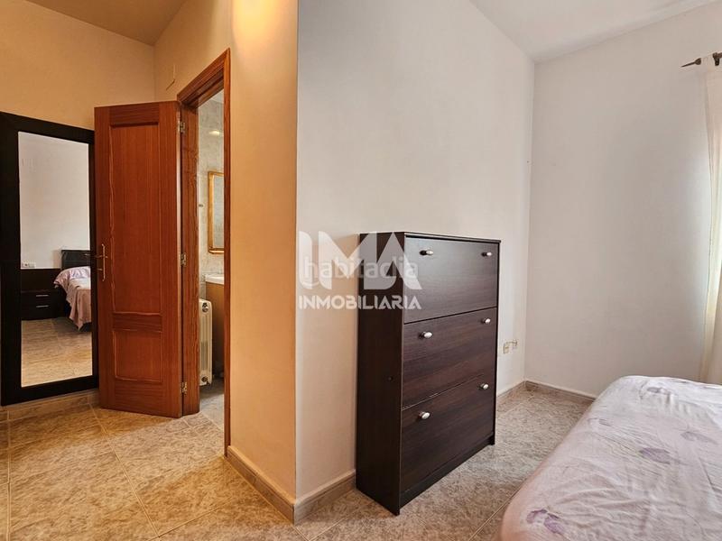 Foto bc789c68-9cee-4288-ba29-0d003e394a95. Alquiler casa adosada en Serra