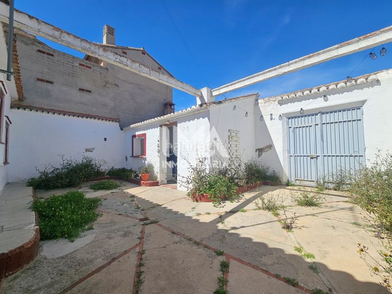 Foto 1e44e454-d34e-4221-993a-3e92d35342be. Casa amb aparcament a Pueblo Eliana (l´)