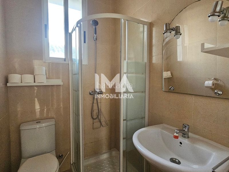 Foto 550897fc-01a6-431c-84a3-5377f674ea6d. Casa amb aparcament a Pueblo Eliana (l´)