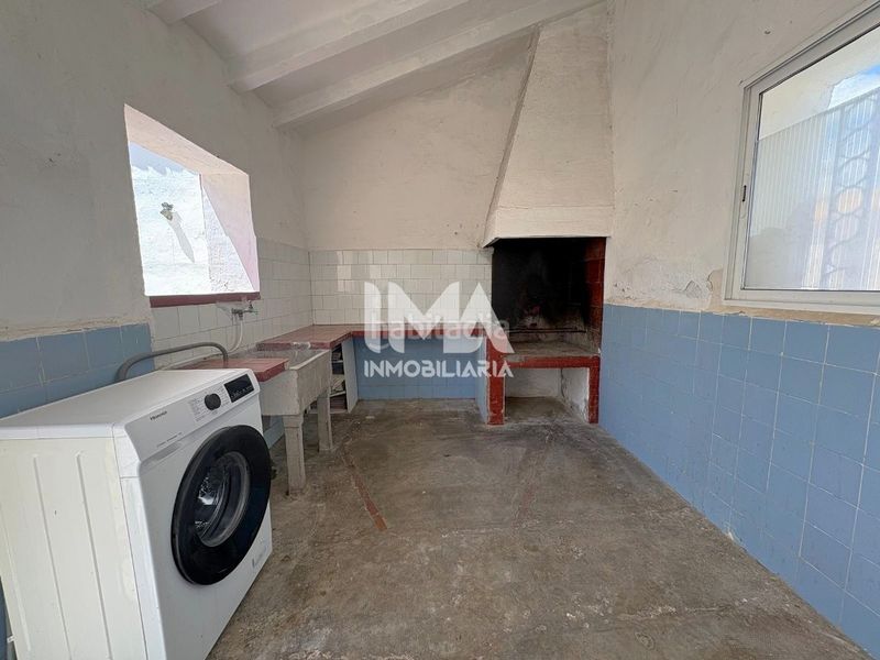 Foto d0dddac0-ed02-4914-9819-17ad703167af. Casa amb aparcament a Pueblo Eliana (l´)