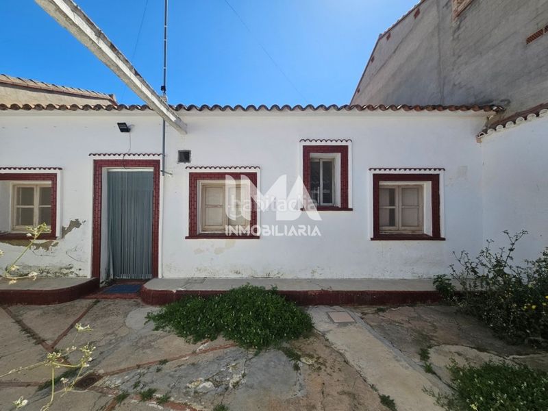 Foto d99b943a-85eb-45e4-85c7-e3615d71bcf2. Casa amb aparcament a Pueblo Eliana (l´)