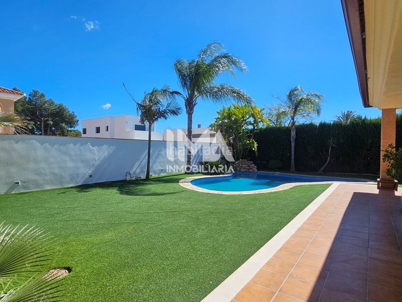 Foto 228fb879-b81a-4485-963a-9b9b566f8ca1. Xalet amb calefacció aparcament piscina a La Conarda-Montesano Bétera