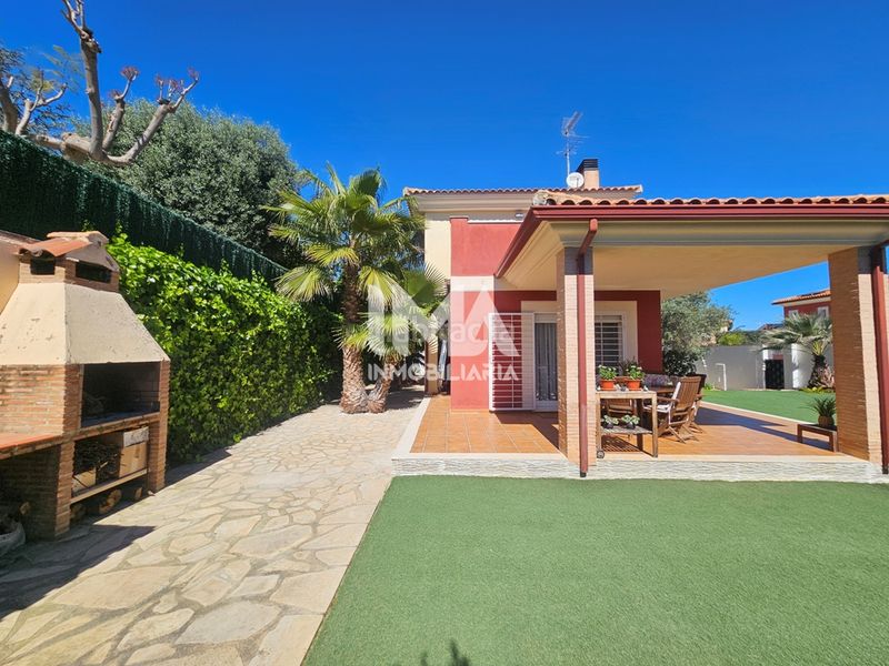 Foto 4ba75a91-b80f-47b7-a2be-e5e8ddfefb6e. Xalet amb calefacció aparcament piscina a La Conarda-Montesano Bétera