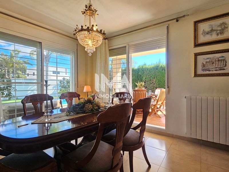 Foto 9f403dc6-393d-495a-87a4-1c2c118747f7. Xalet amb calefacció aparcament piscina a La Conarda-Montesano Bétera