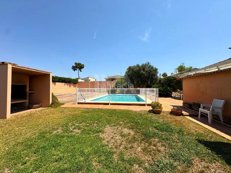 Foto 1aa56bb5-b9da-47d0-a1d2-c5e5566b94f3. Chalet avec cheminée chauffage parking piscine dans Pobla de Vallbona (la)