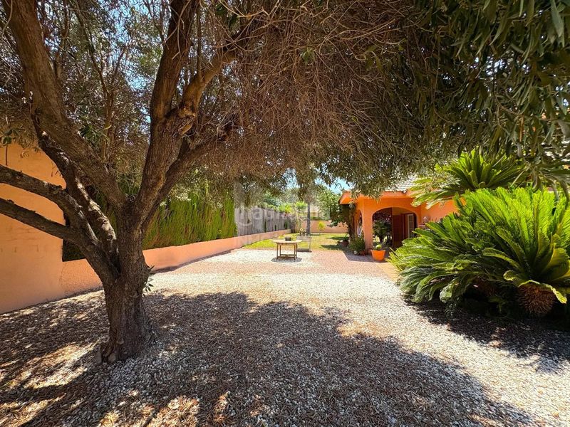 Foto 86755135-470c-4b96-b0c7-09c7fe4576b3. Chalet avec cheminée chauffage parking piscine dans Pobla de Vallbona (la)