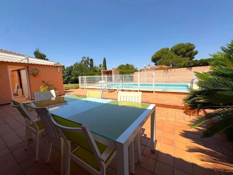 Foto 887d0a28-99a7-41df-9778-143763661491. Chalet avec cheminée chauffage parking piscine dans Pobla de Vallbona (la)
