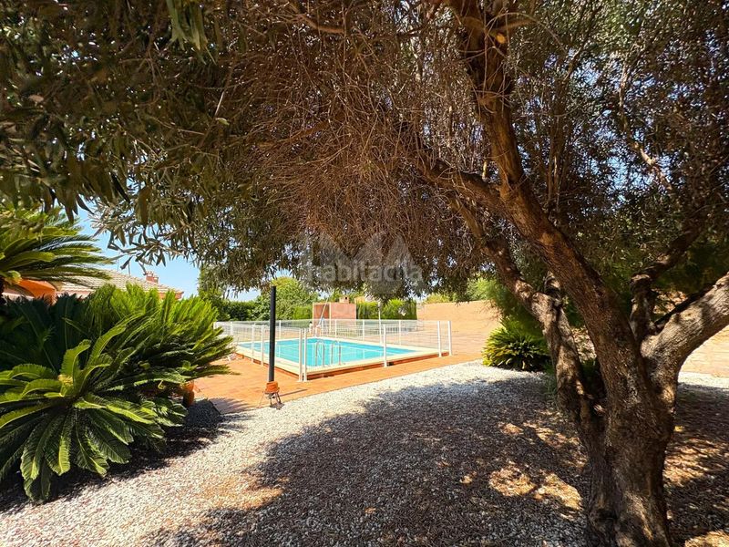 Foto 8e0b1c09-76b3-49f6-be16-37f454c1a596. Chalet avec cheminée chauffage parking piscine dans Pobla de Vallbona (la)