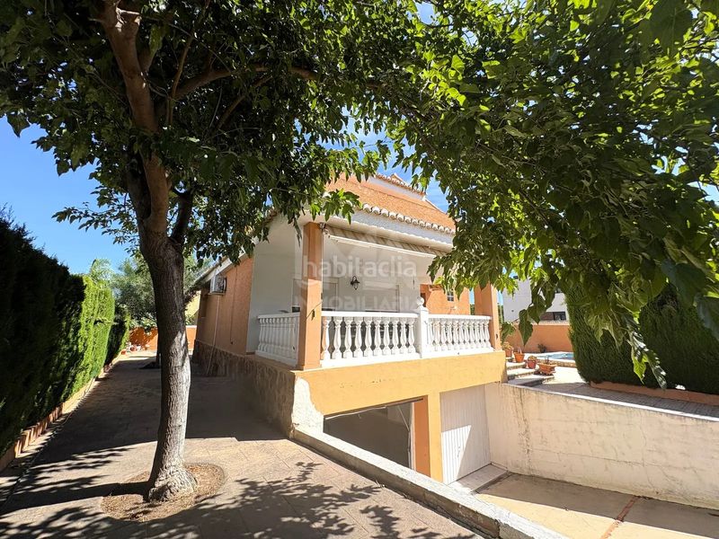 Foto 3349f253-18b7-4be8-b420-75c231209e63. Xalet amb calefacció aparcament piscina a El Carme-Sant Agustí-Bonavista Eliana (l´)