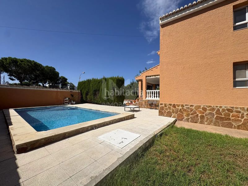 Foto e682af34-2a20-4707-bc1f-bf4af0d029f5. Xalet amb calefacció aparcament piscina a El Carme-Sant Agustí-Bonavista Eliana (l´)