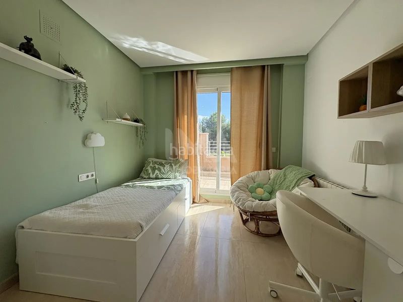 Foto 4915bb0f-8b43-4a7c-8790-a20eb6babb47. Chalet en Montepilar Eliana (l´)