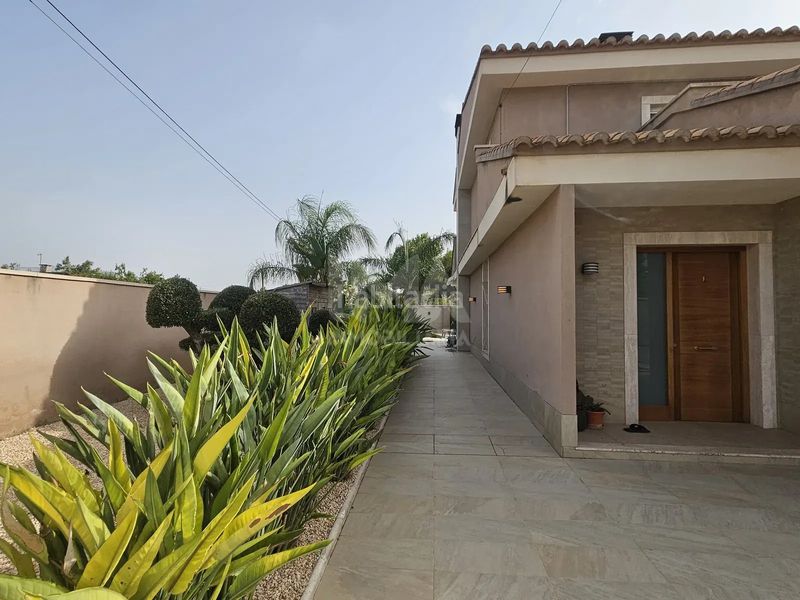 Foto d1f4613e-603a-4531-ae12-76d7a032cb37. Chalet en Montepilar Eliana (l´)