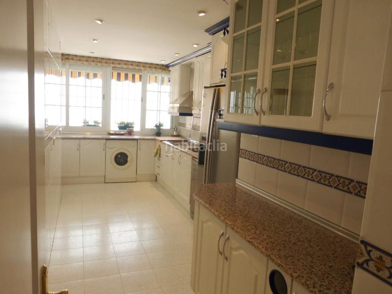 Foto 62041150-e54c-4c79-b4ea-abc38ce4db2e. Piso magnifico piso luminoso y tranquilo con garaje en Madrid