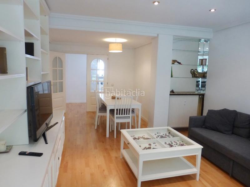 Foto 76d7792d-eb36-40fb-ab0e-2b3d8a5d4689. Piso magnifico piso luminoso y tranquilo con garaje en Madrid