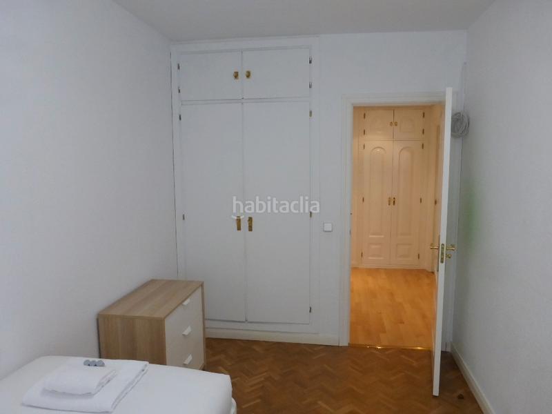 Foto ad1488df-f73f-4ce0-af35-c56c8b286624. Piso magnifico piso luminoso y tranquilo con garaje en Madrid