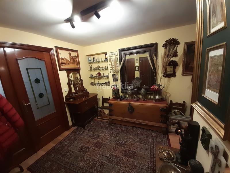 Foto 2294a2c2-5527-4700-9726-80c5c11e0aa7. Piso en calle de menorca 31 magnifico piso en pleno retiro en Madrid