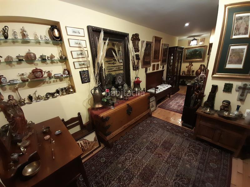 Foto 35ce82a6-6fd3-40ec-a046-61946fcd2e13. Piso en calle de menorca 31 magnifico piso en pleno retiro en Madrid