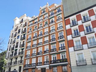 Location Appartement à Calle de alfonso xii 19. Apartamento bonito y moderno, totalmente equipado