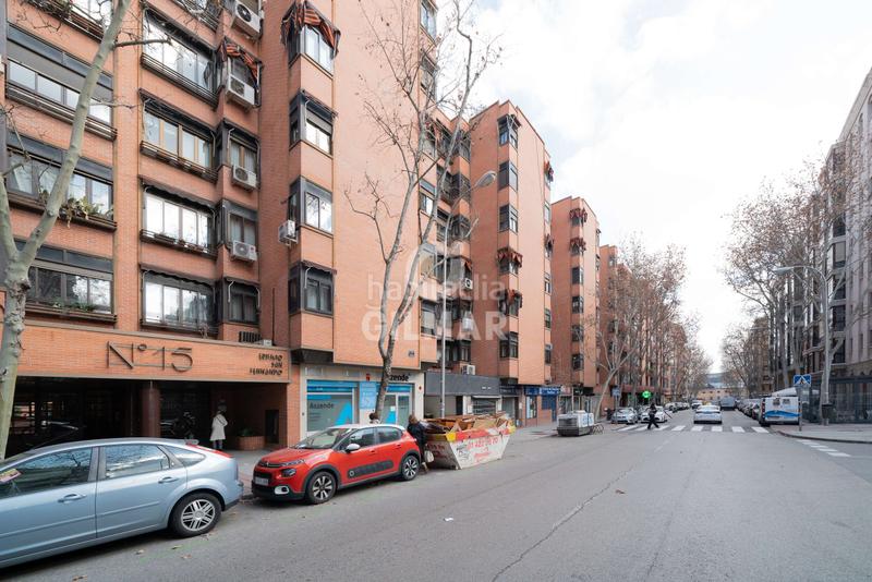 Foto c43d7e71-6e5f-4a3b-8a3a-03f01bac732f. Locale commerciale in Pacífico Madrid