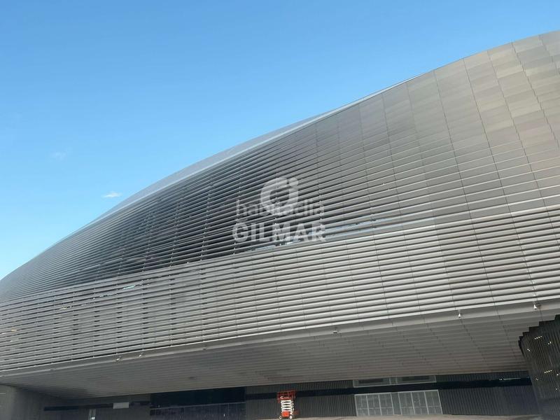 Foto 376b58c2-8425-4fc9-898a-a2f8474ba3b4. Local comercial este local comercial en rentabilidad se encuentra en una ubicación privilegiada, en el tramo más comercial de la calle orense, en en Madrid