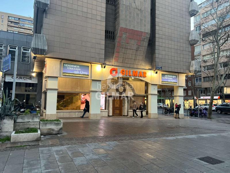 Foto 66f21372-5950-48e6-a730-4d5371186171. Local comercial este local comercial en rentabilidad se encuentra en una ubicación privilegiada, en el tramo más comercial de la calle orense, en en Madrid