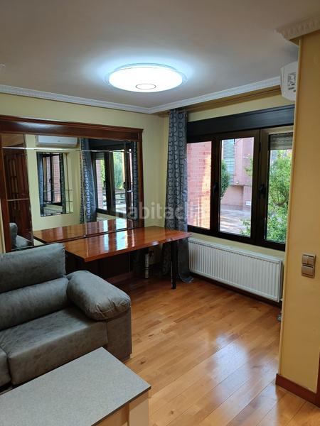 Foto b46ea2f2-65d5-4f25-a260-5f293507224f. Flat in El Carrascal Leganés