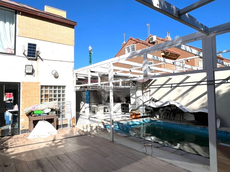 Foto 47c8589b-c92c-4dc4-854a-571eb78d30dd. Casa amb calefacció piscina a Casco Histórico Rivas - Vaciamadrid