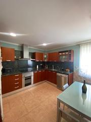 Casa a Alginet. Sin comisiones, excelente casa más local comercial