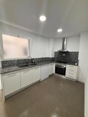 Rent Ground floor in Alginet. Piso seminuevo
