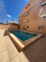 Appartement à Guadassuar. Precioso piso amueblado y con piscina