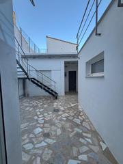 Casa en Alginet. Preciosa casa semireformada