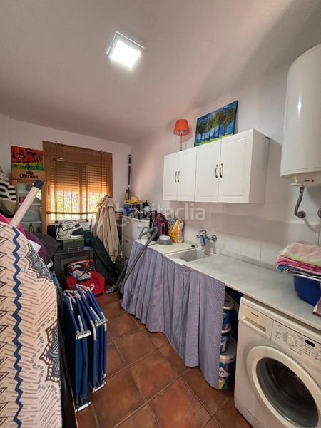 Foto a3e17766-fae5-4b22-9010-419f7125c622. Xalet amb aparcament piscina a Catadau