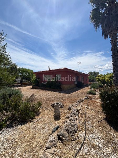 Foto f50ffcc7-358c-457f-8e4d-b98d0e84f6c1. Xalet amb aparcament piscina a Catadau