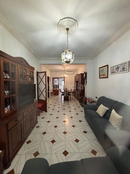 Foto 51add2c6-9e00-4f38-8f1f-58294085b4b0. Casa amb aparcament a Alginet