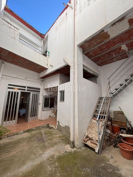 Foto a23679a2-c3b9-420b-8ffa-dc23efe76449. Casa amb aparcament a Alginet