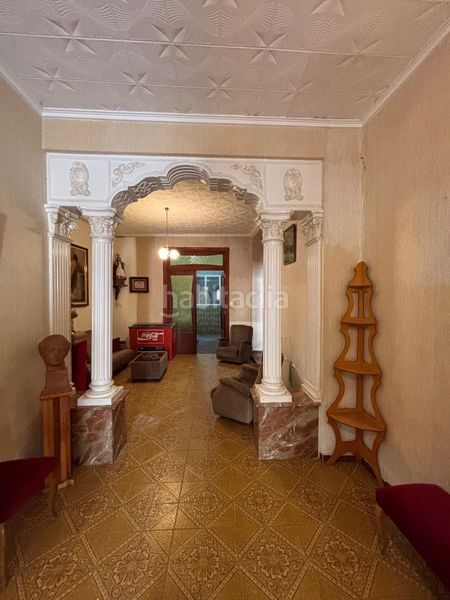 Foto 3d8c9891-5b9d-49d1-8528-46c4f2ddfca9. Casa amb xemeneia a Llombai