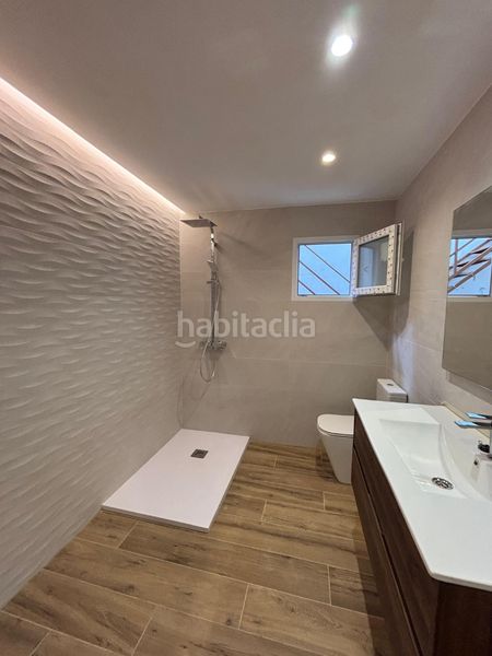 Foto 48327a78-b517-470d-b53f-b34f9ccaf7d4. Casa amb xemeneia aparcament a Alginet