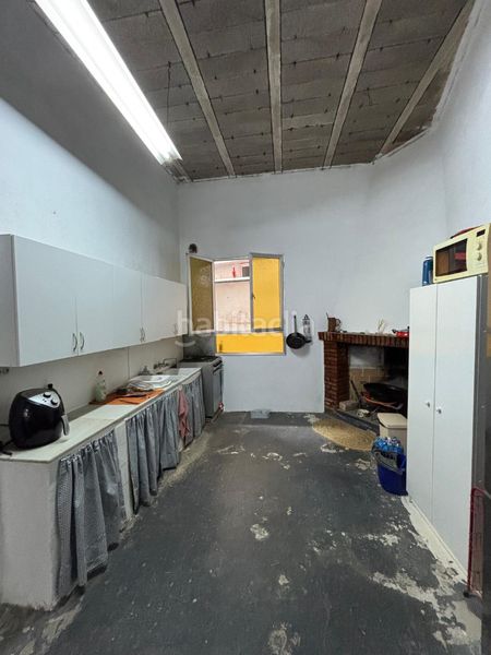 Foto 5eec3381-b676-4fee-b9c7-d992bfa8b396. Casa amb xemeneia aparcament a Alginet