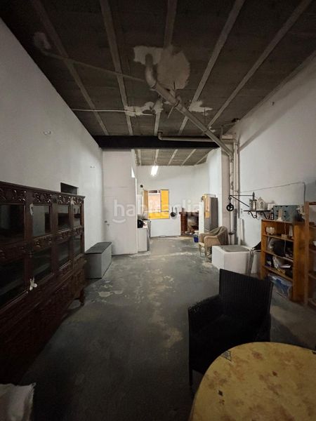 Foto d516dfae-fad7-45eb-8713-b9d9da6d498a. Casa amb xemeneia aparcament a Alginet