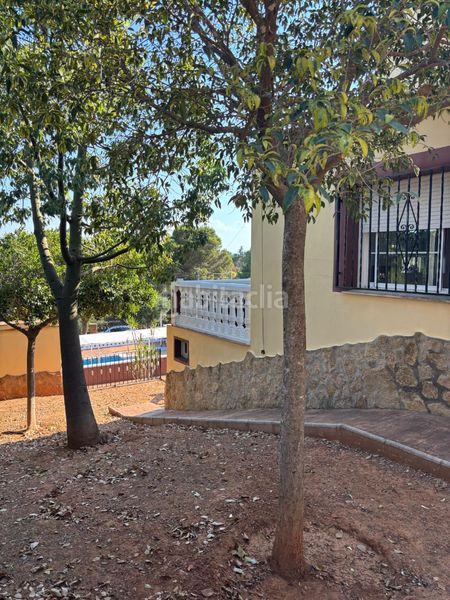 Foto e0819e59-1715-45c2-a533-344f3d9c4651. Chalet en Alginet