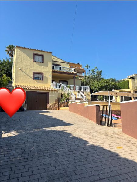 Foto f0916494-abd2-4ed4-bb2a-ed0908828055. Chalet en Alginet