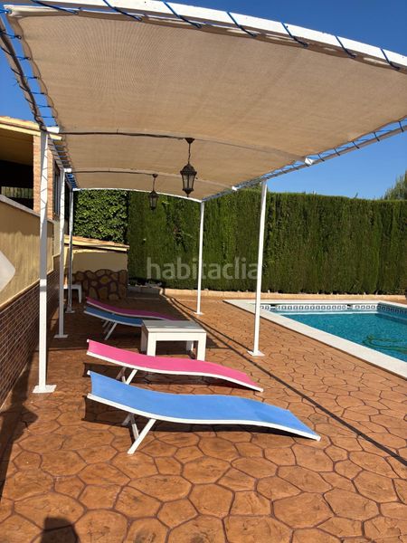 Foto fba1ef68-0613-4923-922f-23bf7f7be6bc. Chalet en Alginet
